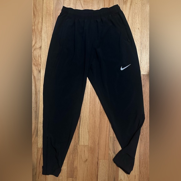 Nike Other - Men's Form Dri-FIT Standard-Fit Tapered-Leg Training Black Training Joggers